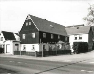 Neukirch (Lausitz), Hauptstraße 76. Wohnhaus (1801/1900)