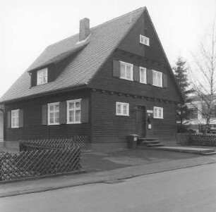 Holzhaus (Holzhaus); Nüsttal, Siedlungsstraße 1