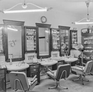 Frisiersalon : Bautzen. Inneneinrichtung eines Friseursalons