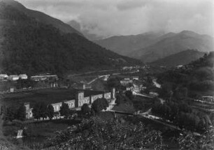 Dorf in den Bergen : Dorf in den brasilienischen Bergen.