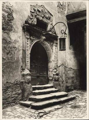 Rothenburg ob der Tauber. Portal am Alten Rathaus (1572/1578)