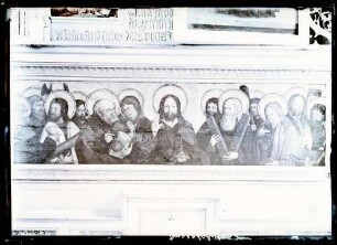 Kirche; Flügelaltar, Predella