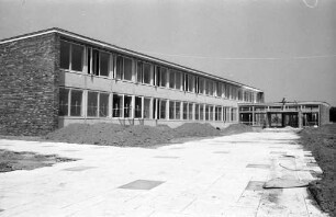 Baufertigstellung und Inbetriebnahme des Erweiterungsbaus der Werner-von-Siemens-Schule.