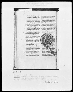 Eusebius Caesariensis, Historia Ecclesiastica aus Grafschaft — Initiale Q(quecumque oportuit), Folio 17verso