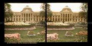 Neues Kurhaus und Blumenbeete, Wiesbaden
