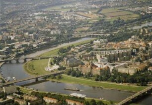 Johannstadt, Altstadt, Elbe mit Albertbrücke, Carolabrücke, Augustusbrücke und Marienbrücke, Neustadt, Friedrichstadt und Übigau