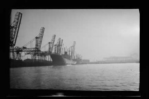 Methan (1957), Komrowski-Reederei.- Reederei Ernst Komrowski, Komrowski Befrachtungskontor KG (GmbH & Co.), Hamburg
