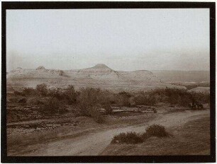 zw. Taufstelle [hadschla-Furt] u Brücke [Allenby-(Jordan-)Brücke] am Jordan cf 634 [GDIs00839]