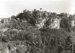 Hohnstein. Stadtansicht mit Burg