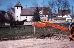 Fotografie: Saatbettbereitung, Saatbettkombination, Krümelwalze, Feingrubber, Gitterrad