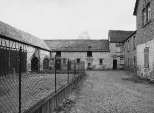 Gasthaus zum Taunus; Taunusstein, Scheidertalstraße 1, Scheidertalstraße 3, Aarstraße 138