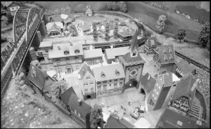 Gütenbach: Faller Spielwaren, Spielzeug Modelle, Altstadtmodelle