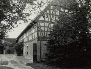 Glauchau-Jerisau, Wohnstallhaus, Straßenansicht mit Giebelseite