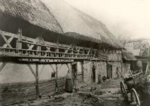 Bauernhof in Schönau : Bauwesen - Wirtschaftsgebäude und Gehöfte. Ort: Šunow / Schönau. Gebohlter und Fachwerk-Bauernhof.