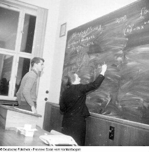 Frau Professor Hasse, Technische Universität Dresden