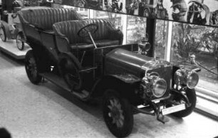 Stuttgart, Untertürkheim: Mercedes Landaulet 1910