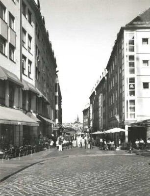 Dresden-Altstadt. Münzgasse. Blick von der Töpferstraße nach Norden