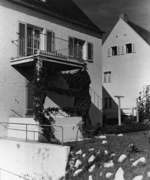 Teilansicht zweier Siedlungshäuser (um 1935), vielleicht bei Nürnberg