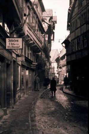 Braunschweig: Meinhardshof, enge Gasse