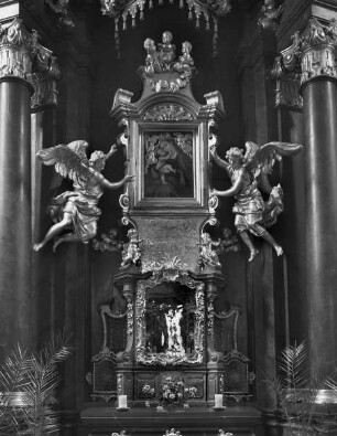 Altar des Passauer Maria-Hilfsbildes