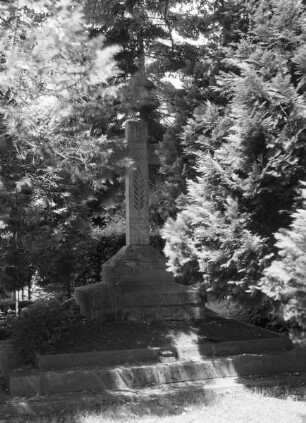 Kriegerdenkmal für die Gefallenen des ersten und zweiten Weltkrieges