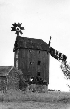 Bautzen-Oehna. Paltrockmühle (vor 2002 bis auf den Sockel abgebrochen)
