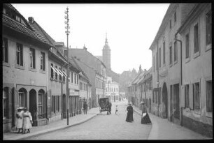Penig. Leipziger Straße mit Planwagen und Frauen