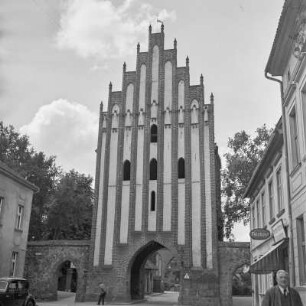 Stargarder Tor in Neubrandenburg, Stadtseite