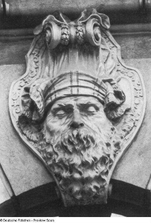 Maske eines sterbenden Kriegers