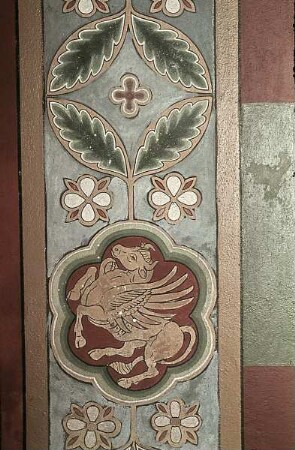 Ornamentale Malerei an der Ostwand mit geflügeltem Stier