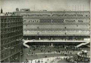 Das Centrum-Warenhaus am Berliner Alexanderplatz