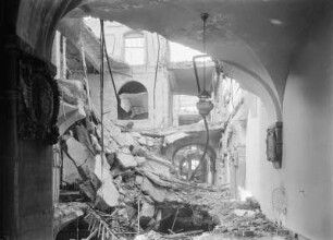 Dresden. Ruine des Neuen Rathauses, Innenansicht