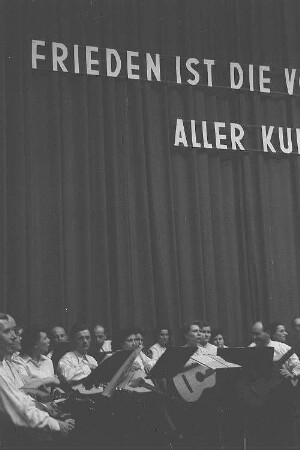 2. Fachtagung für Volks- und Laienkunst : Musikensemble