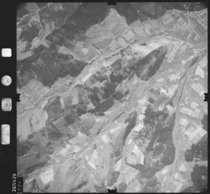 Luftbild: Film 28 Bildnr. 437