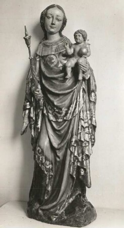 Maria mit Lilienzepter