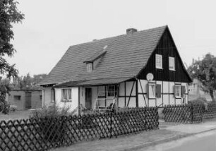 Manker, Fehrbellin, Dorfstraße 14