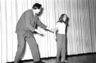 Freiburg: Filmpalast, Siegfried Breuer und Christine Kaufmann auf der Bühne