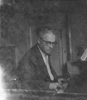 Porträt Kapellmeister Wilhelm Hübner