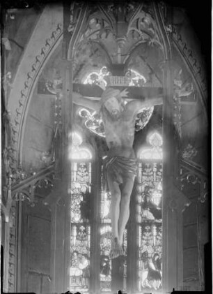Tiefenbronn Katholische Kirche Sankt Maria Magdalena Hochaltar (1469) von Hans Schüchlin Kruzifix aus der Kreuzigungsgruppe