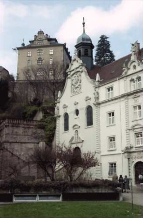 Baden-Baden: Kirche unter dem Schloss