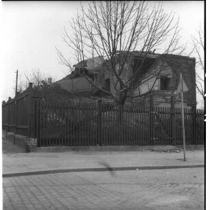Negativ: Ruine, Sachsendamm 47 a, 1952