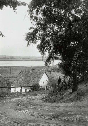 Riesenburg, Stadtteilansicht : Riesenburg (Prabuty/Polen). Stadtteilansicht am Stadtsee
