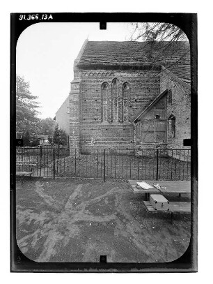 Rühn. Ehem. Zisterzienser-Nonnenkloster. Klosterkirche (M. 13. Jh.). Teilansicht von Norden