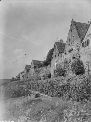 Lauffen am Neckar : Lauffen am Neckar. Wohnhäuser an der Stadtmauer