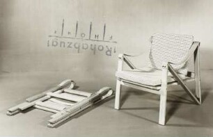 Klappstuhl : Zwei Klappstühle (1983; VEB Polstermöbel Güstrow)