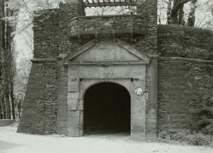 Andernach/ Rhein, Stadtbefestigung, Rheintor