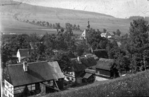 Mitteldorf mit Kirche : li. Kermer-Gut, davor Reichelt-Schneidmühle, Mitte: vor Kirche - die alte Schule