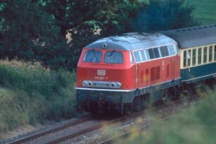 Gailenkirchen Lok 218 307 D 950 UIC-X-Wagen
