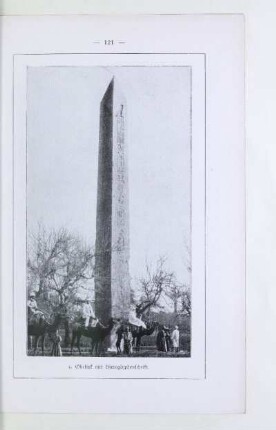 4. Obelisk mit Hieroglyphenschrift