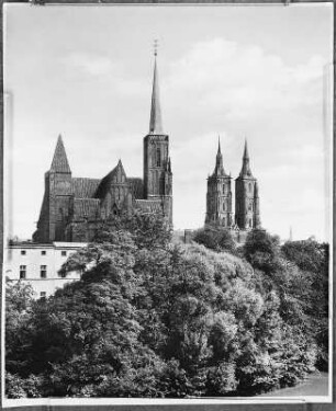 Breslau (Wroclaw). Kreuzkirche. Lagebild der Domtürme von Westen